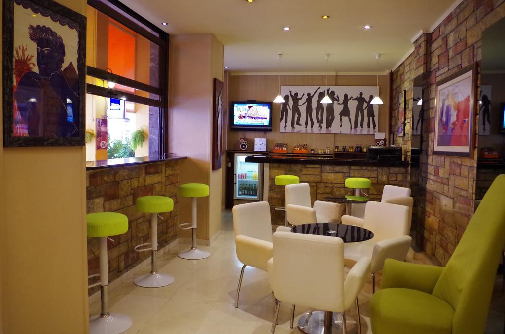 Hotel Exarchion Афіни Екстер'єр фото